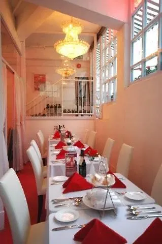 Bridal Tea House Hotel Tai Kok Tsui - Li Tak St Kowloon   Kowloon (Hong Kong)