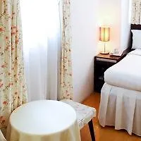 Bridal Tea House Hotel Tai Kok Tsui - Li Tak St Kowloon  Kowloon (Hong Kong)